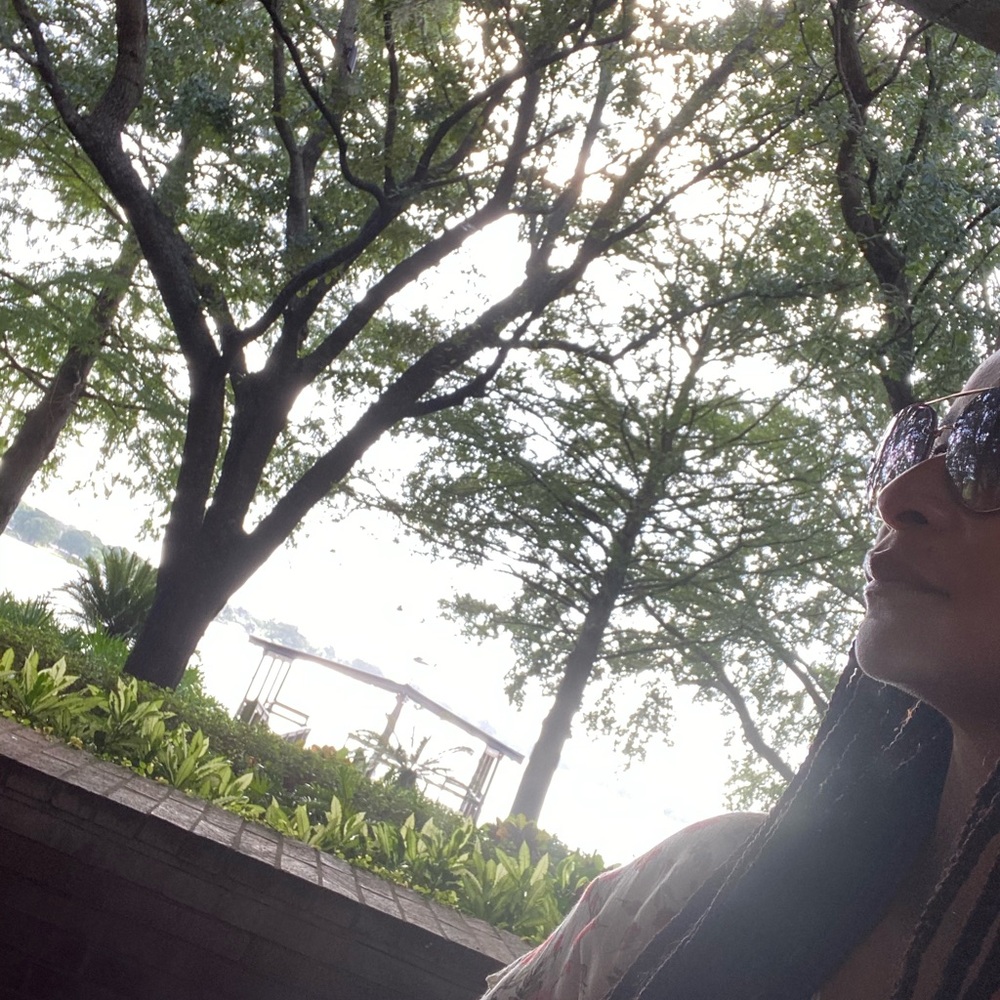 Meet your Posher, Toni OneLove Stylz